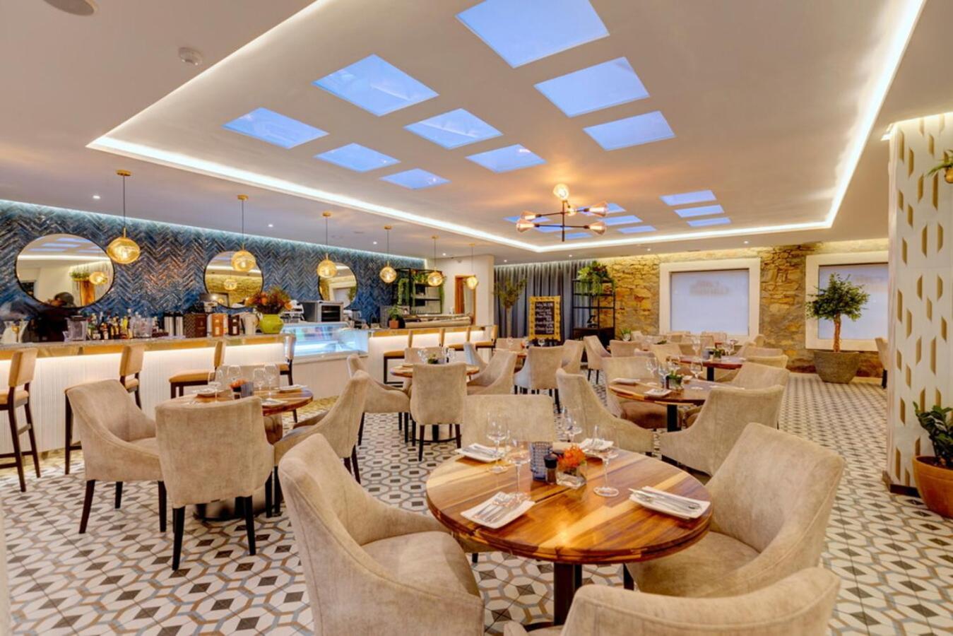 Protea Hotel By Marriott موسيلباي المظهر الخارجي الصورة